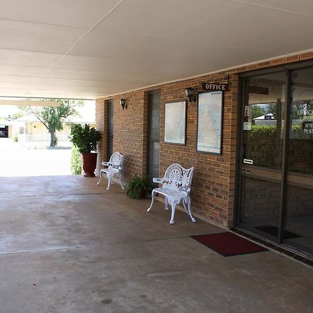 Mid Town Inn Narrabri Esterno foto