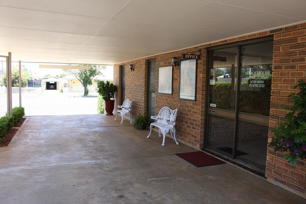 Mid Town Inn Narrabri Esterno foto