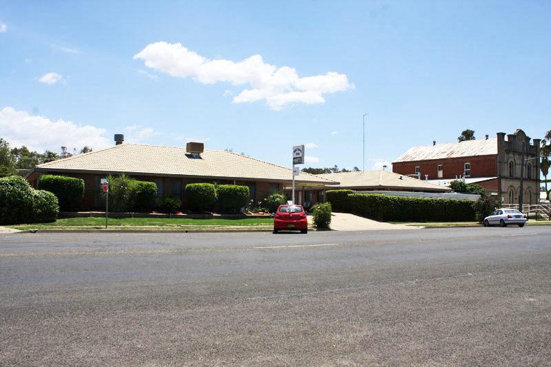 Mid Town Inn Narrabri Esterno foto